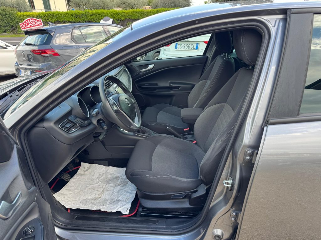 Alfa Romeo Giulietta  1.6 JTDm 120 CV Sport NEOPATENTATI