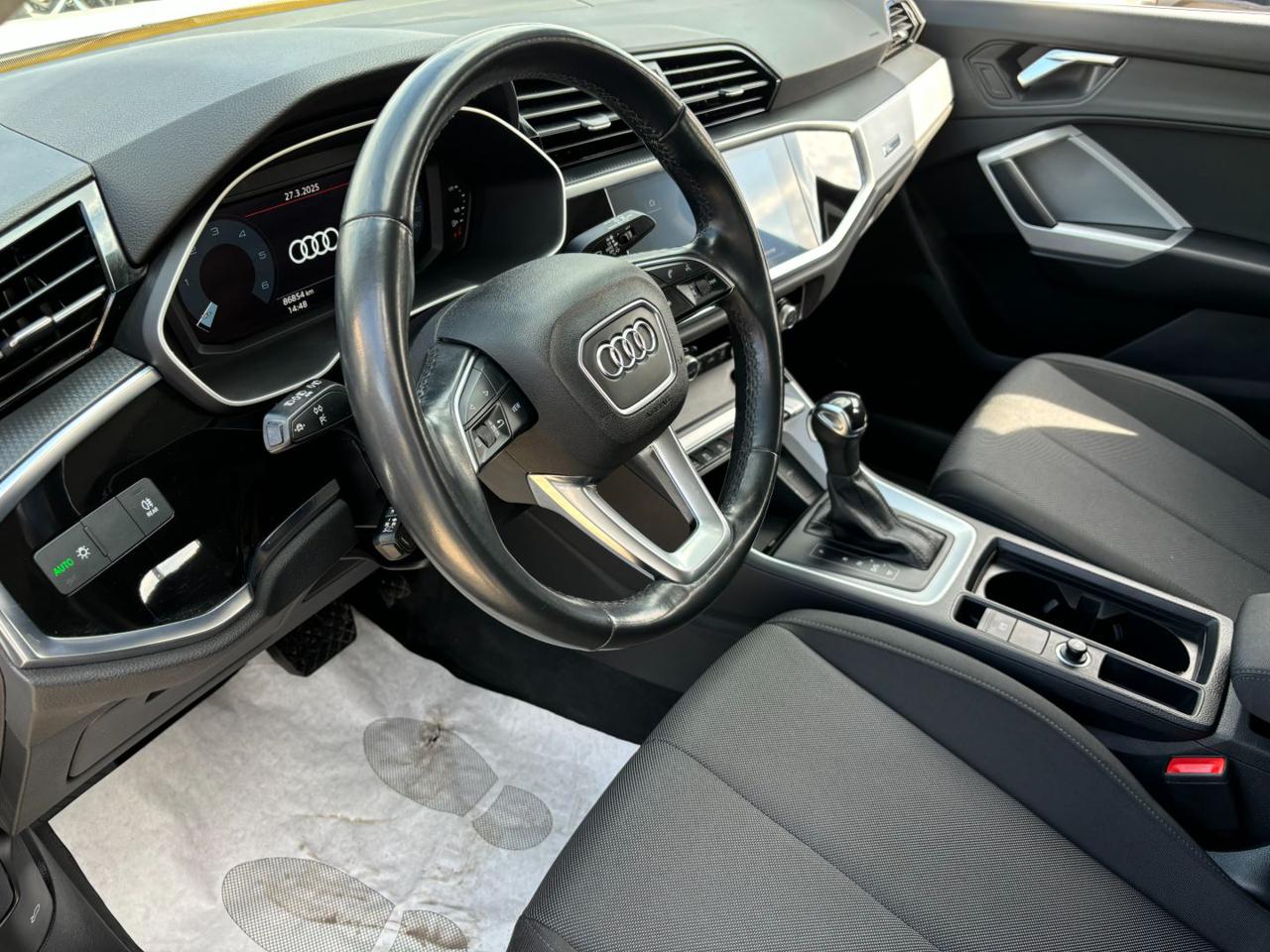 Audi Q3  SPB 35 TDI S tronic