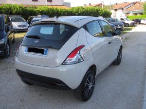 Lancia Ypsilon  0.9 TwinAir 85 CV 5p. Metano Ecochic NEOPATENTATI