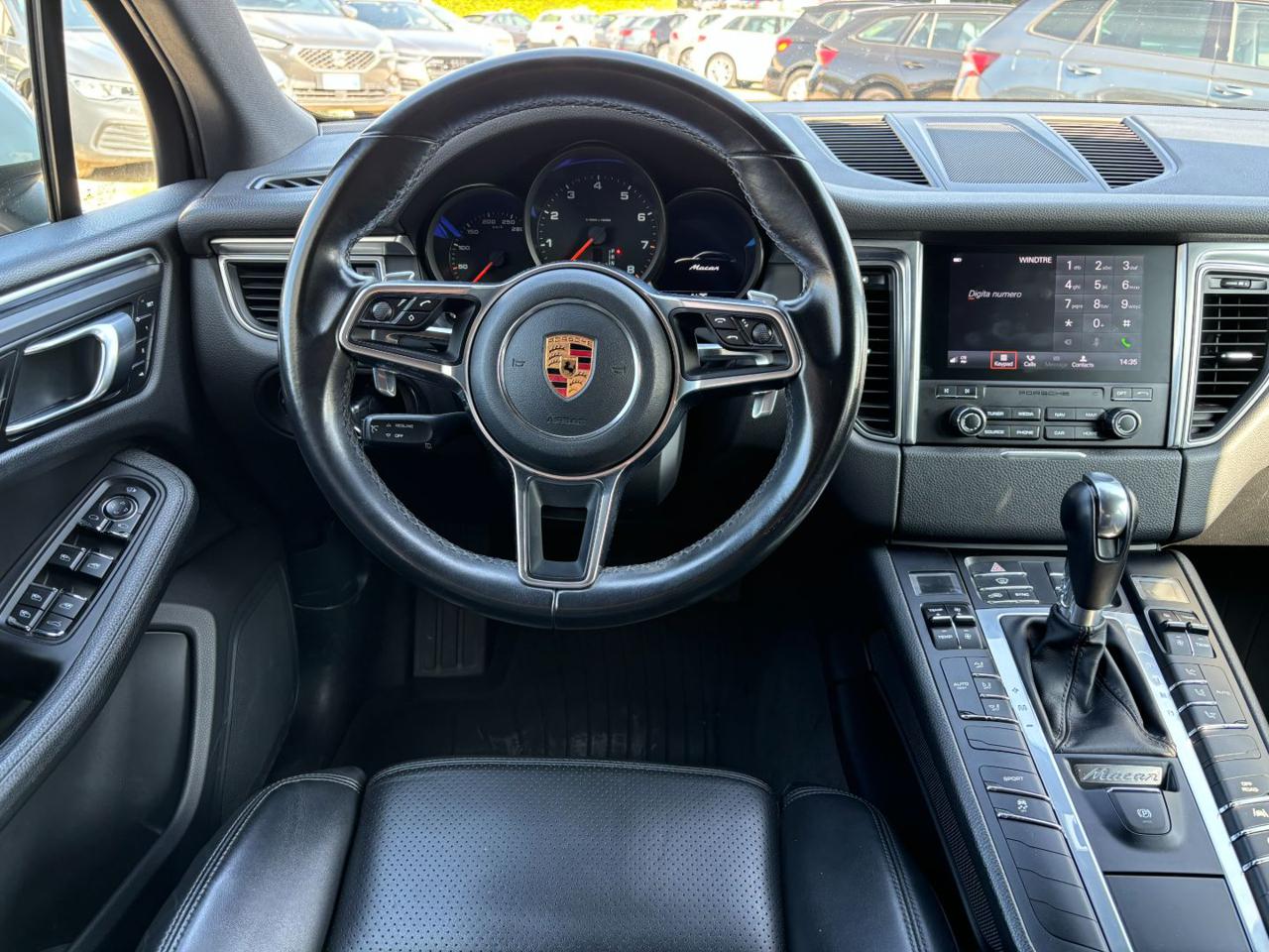 Porsche Macan  2.0