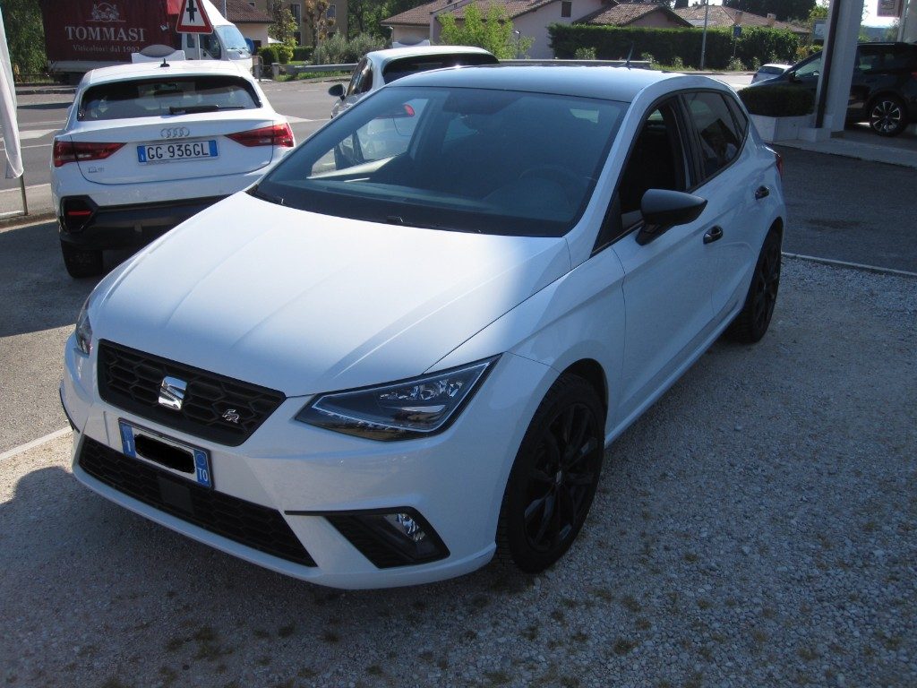 SEAT Ibiza  1.0 TGI 5 porte FR neopatentati