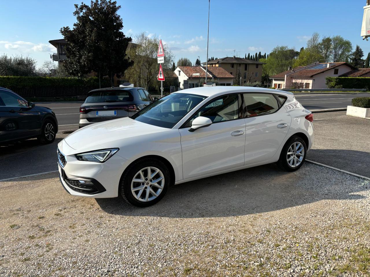 SEAT Leon  1.5 eTSI 150 CV DSG Business