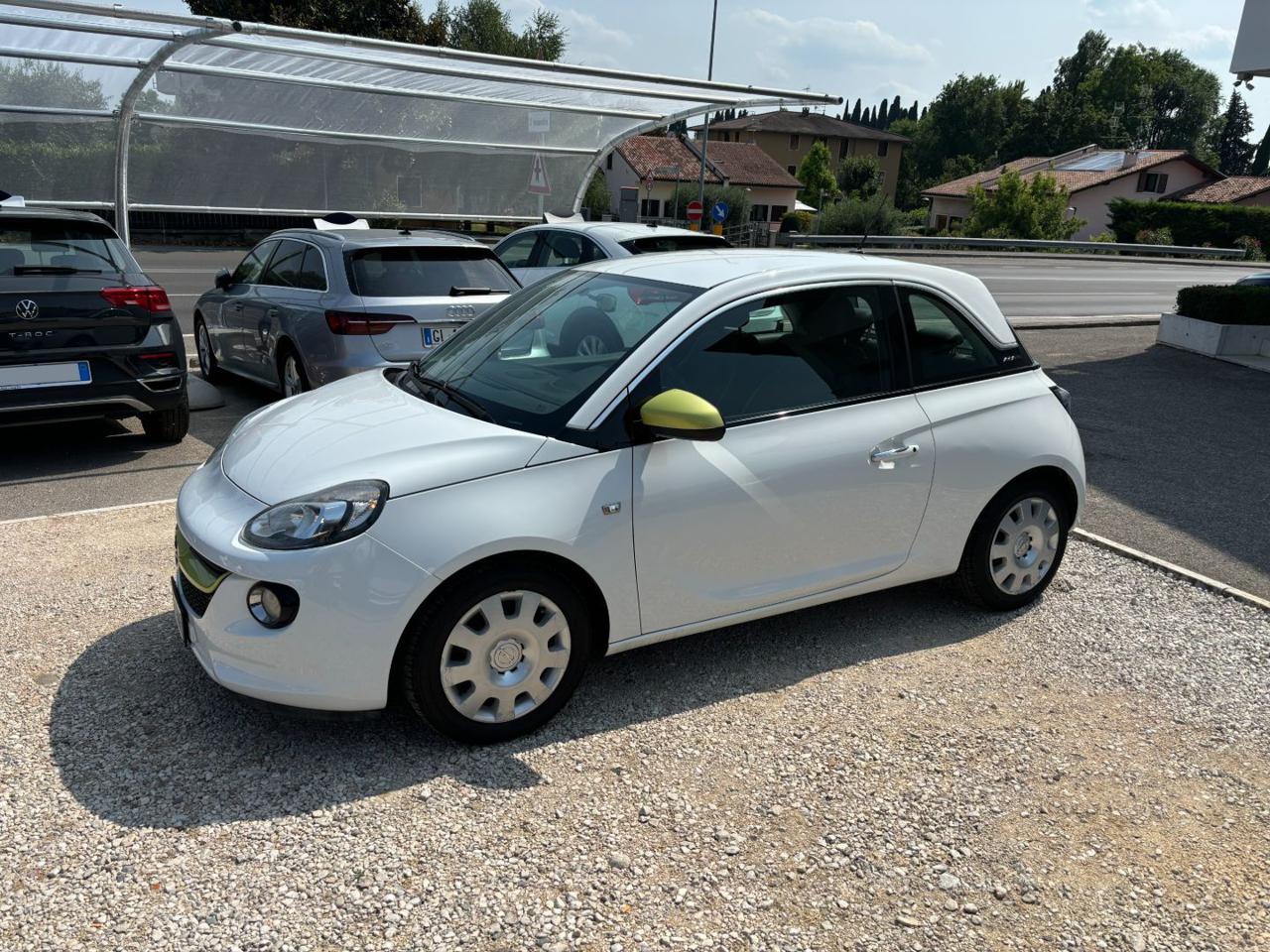 Opel Adam  1.2 70 CV NEOPATENTATI