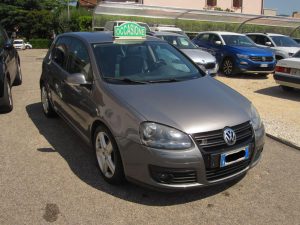 Volkswagen Golf  1.9 TDI DPF 5p. DSG GT Sport