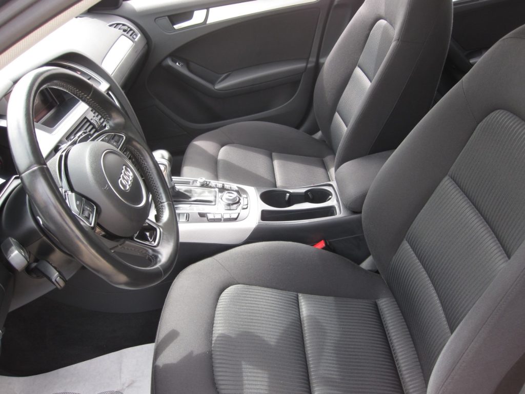 Audi A4  Avant 2.0 TDI clean diesel multitronic
