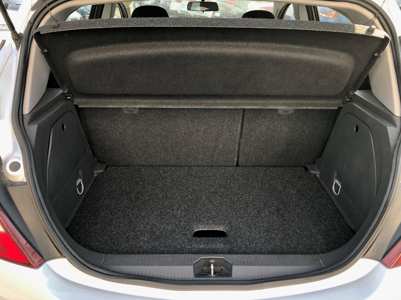 Opel Corsa  1.2 5 porte Club OK NEOPATENTATI