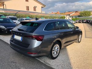 Skoda Octavia  2.0 TDI EVO SCR 150 CV DSG Wagon Executive