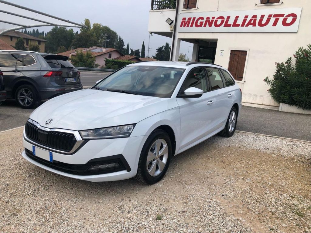 Skoda Octavia  2.0 TDI EVO SCR 150 CV DSG Wagon Executive OK NEOP