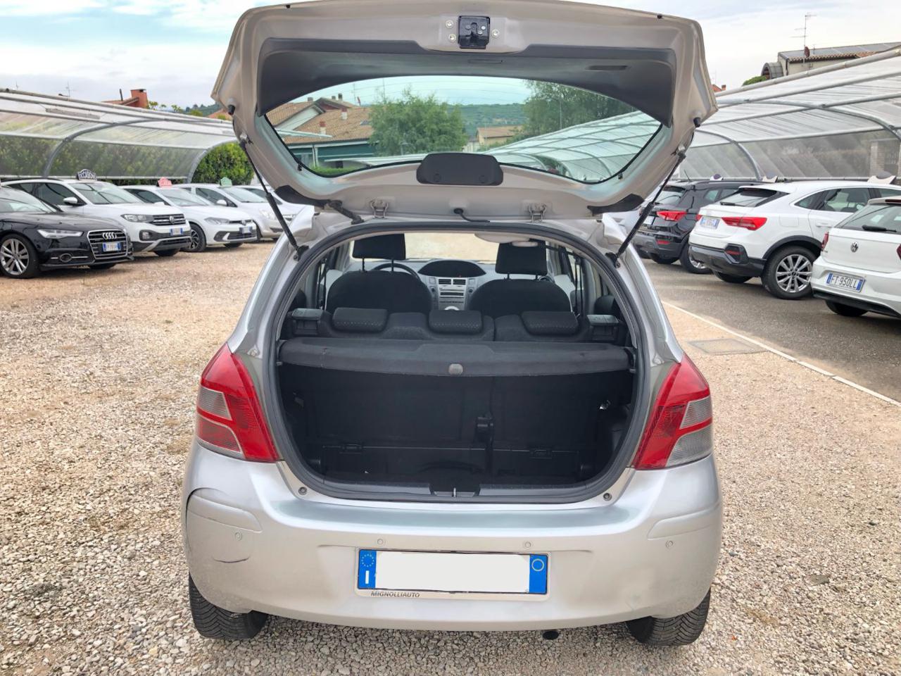 Toyota Yaris  1.3 5 porte Sol OK NEOPATENTATI