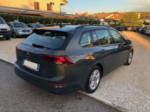 Volkswagen Golf Variant  2.0 TDI SCR DSG Life OK NEOPATENTATI