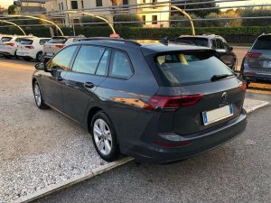 Volkswagen Golf Variant  2.0 TDI SCR DSG Life OK NEOPATENTATI