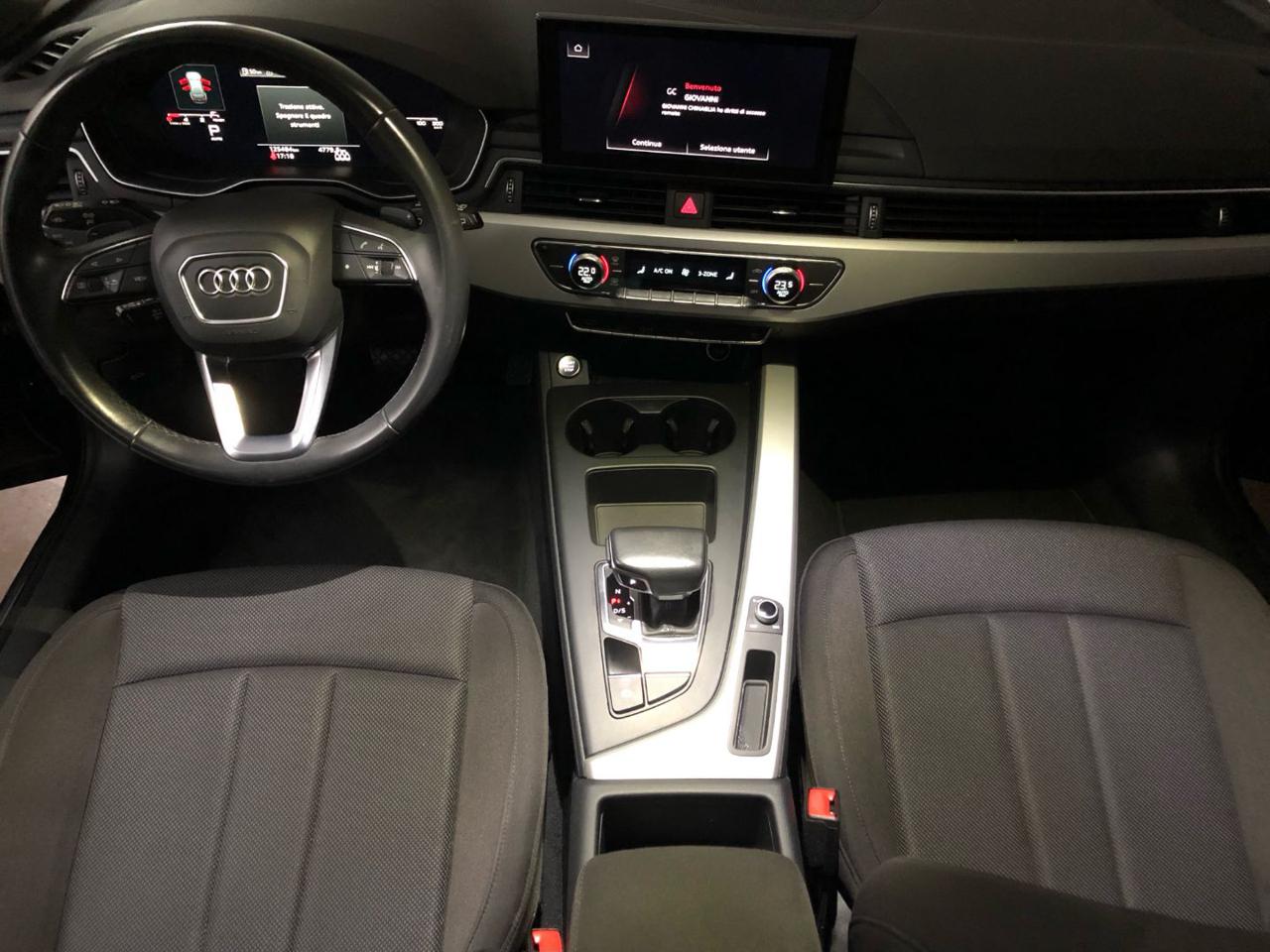 Audi A4  Avant 30 TDI/136 CV S tronic Business Advanced