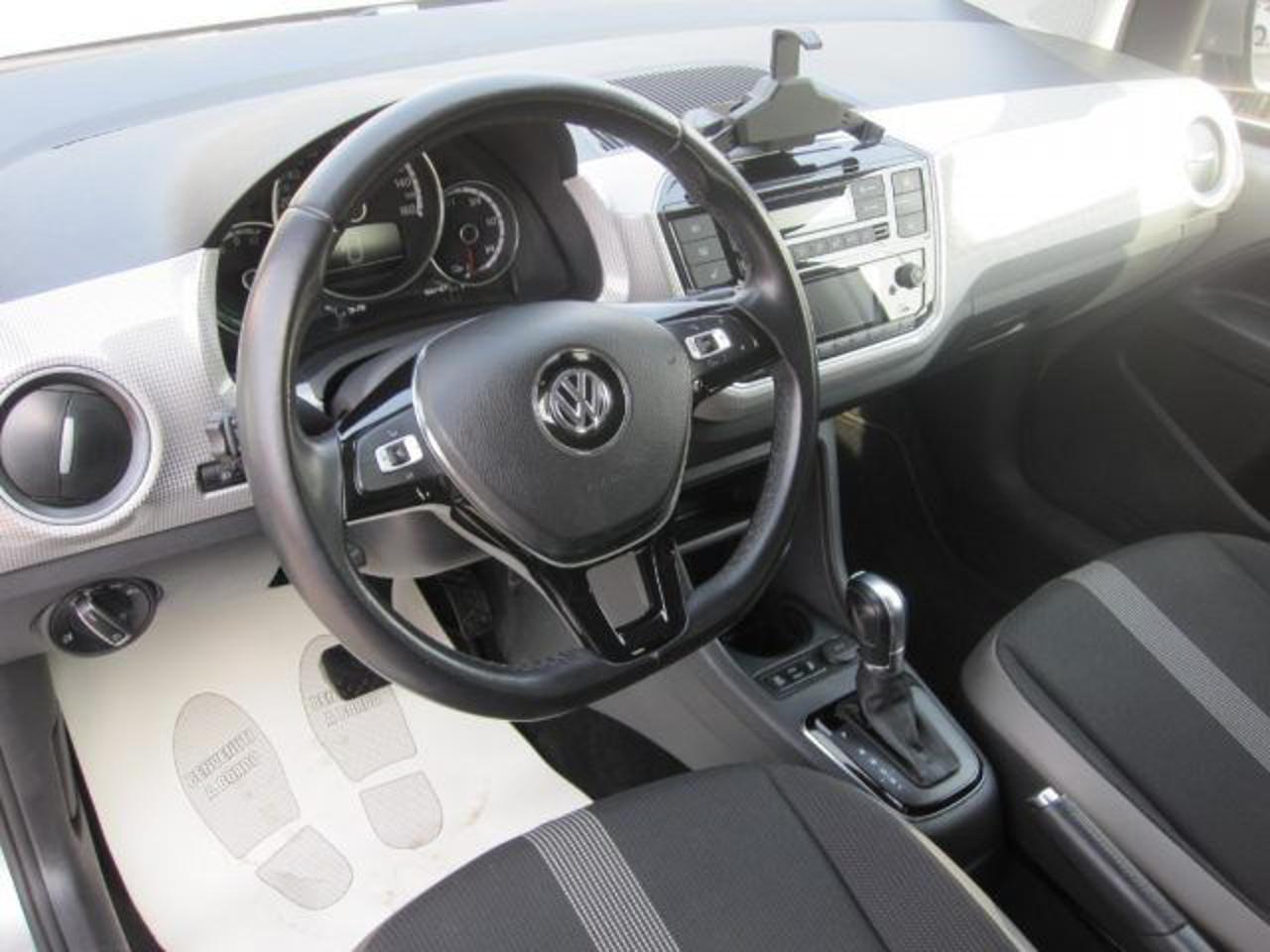 Volkswagen e-up!  82 CV OK NEOPATENTATI