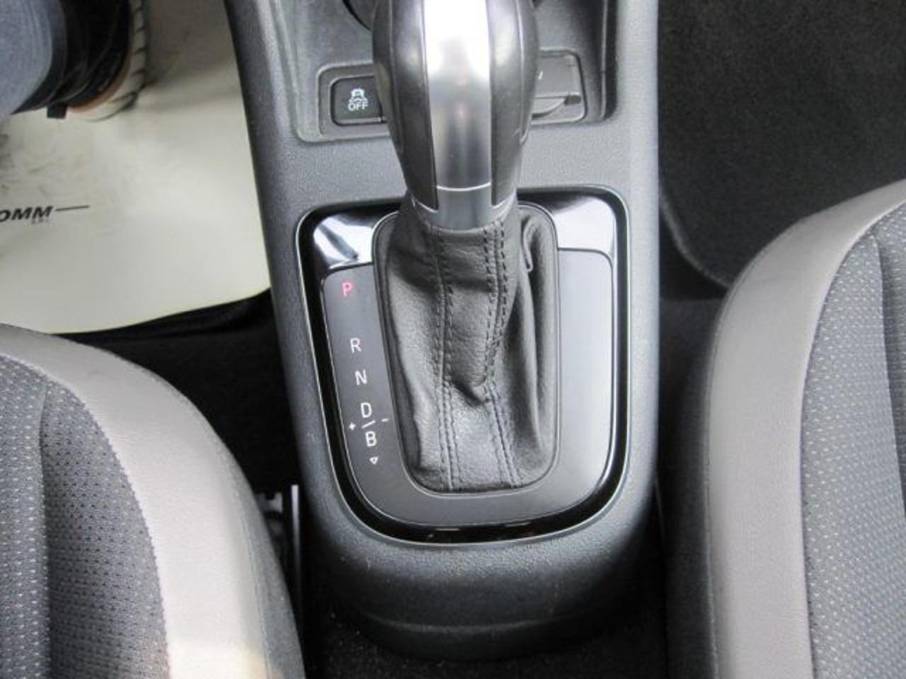 Volkswagen e-up!  82 CV OK NEOPATENTATI