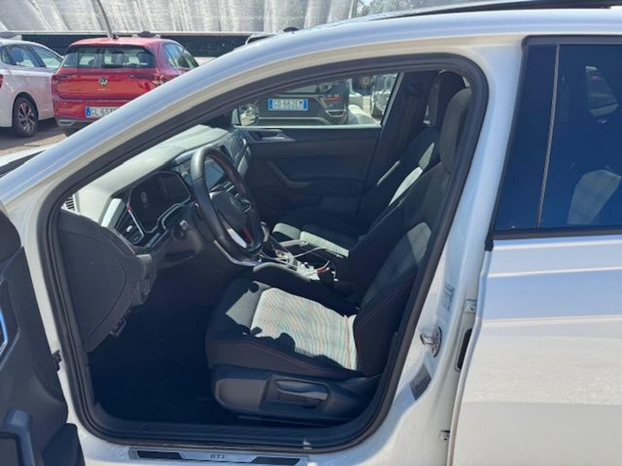 Volkswagen Polo  2.0 TSI DSG GTI