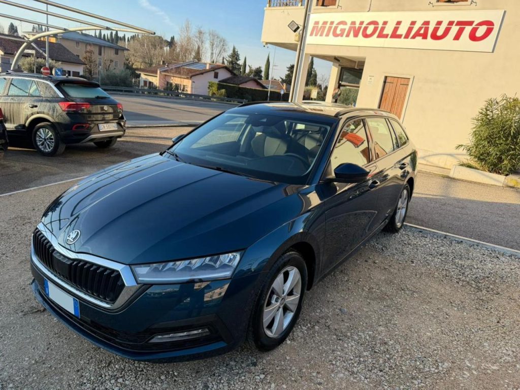 Skoda Octavia 2.0 TDI EVO SCR DSG Wagon Executive OK NEOP.