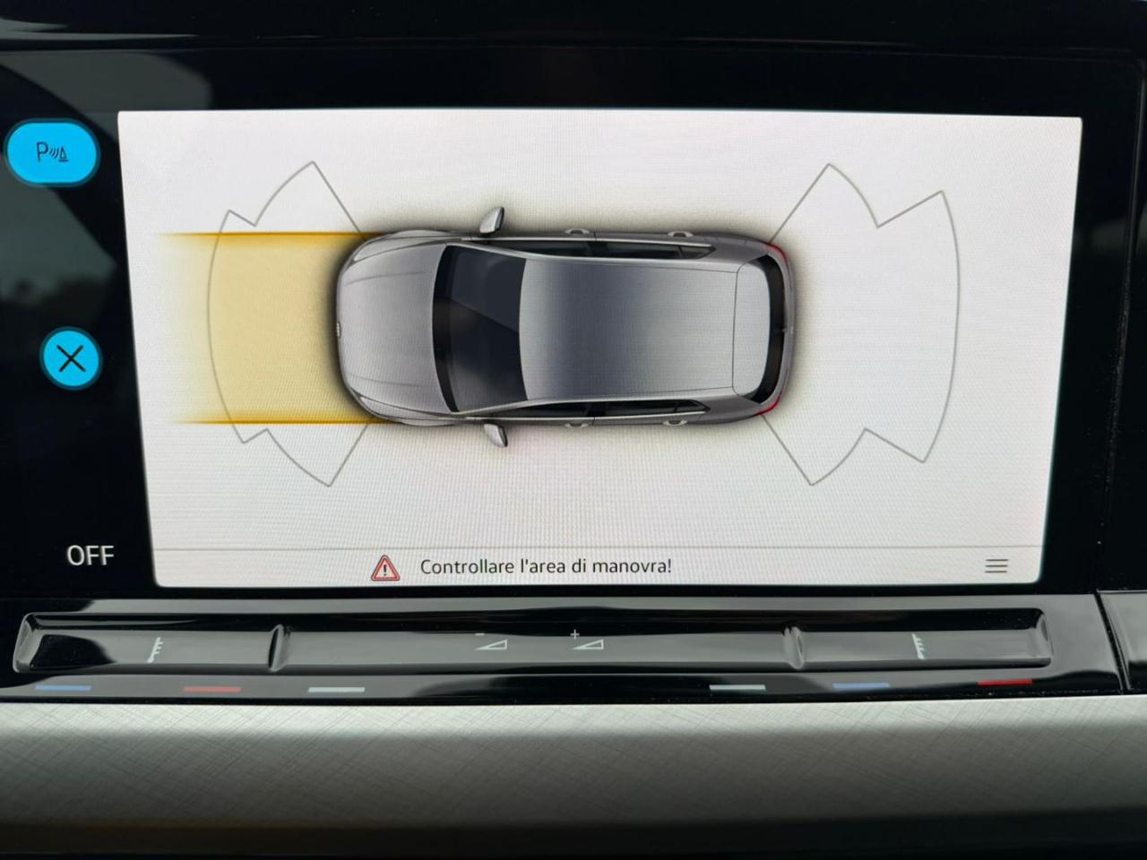 Volkswagen Golf  2.0 TDI DSG SCR Life OK NEOPATENTATI