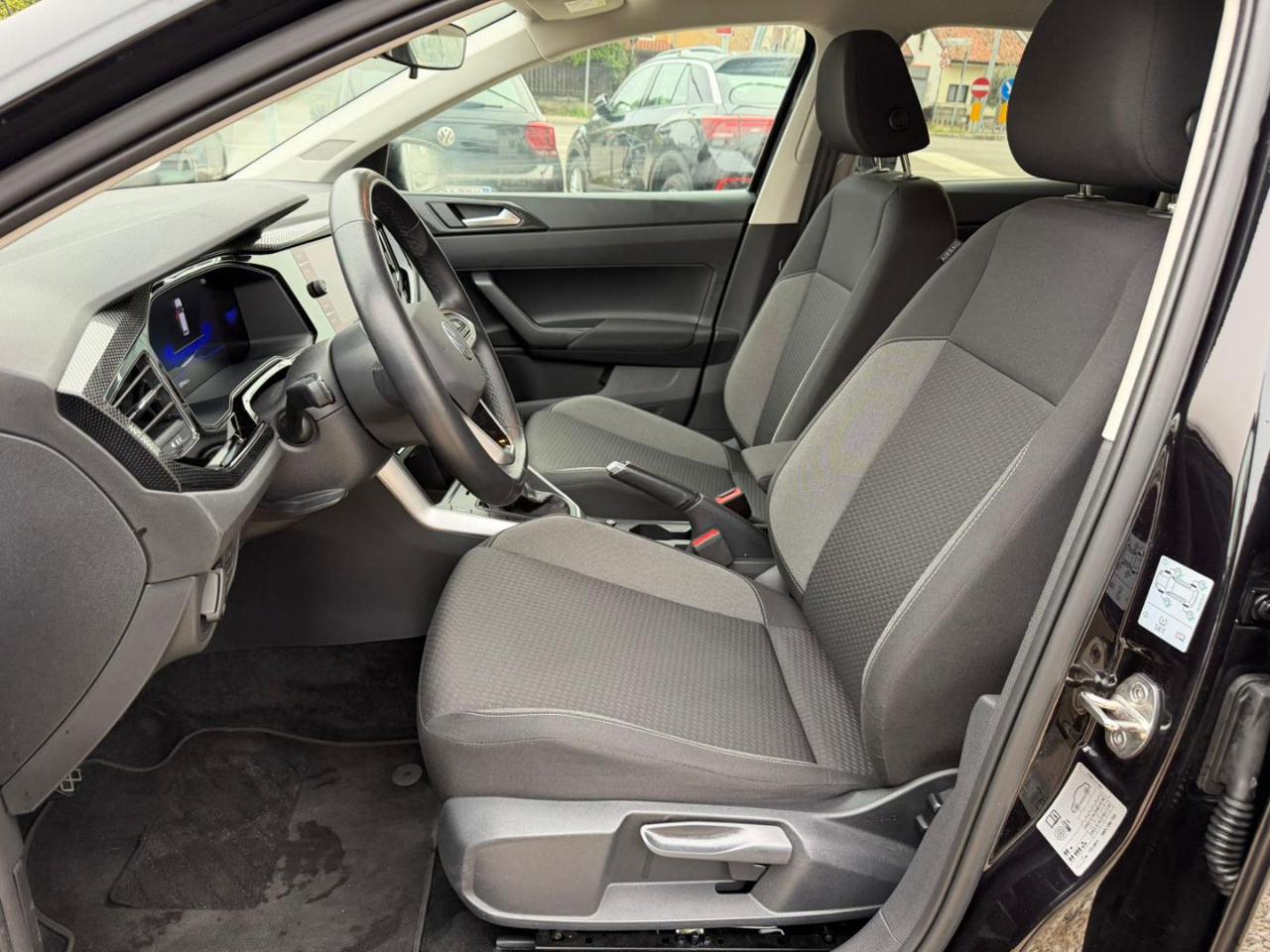 Volkswagen Polo  1.0 TSI Life OK NEOPATENTATI