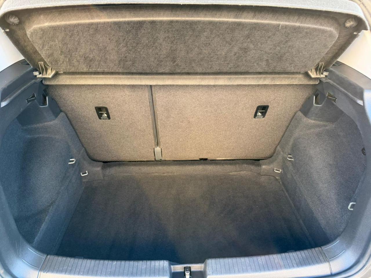 Volkswagen T-Cross  1.0 TSI Urban BMT OK NEOPATENTATI