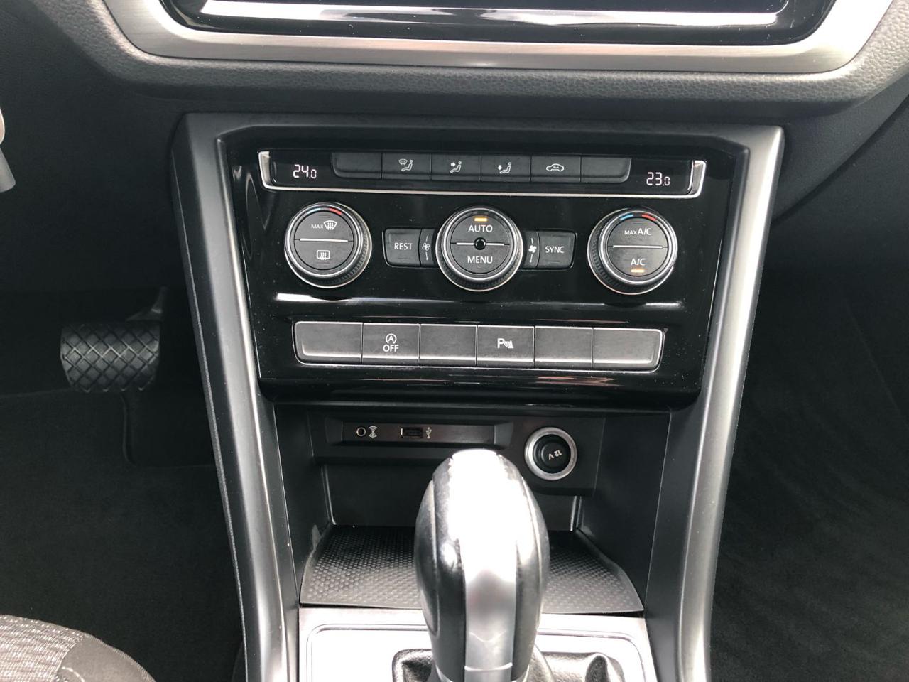 Volkswagen Touran  1.6 TDI 115 CV SCR DSG Business BlueMotion Technol