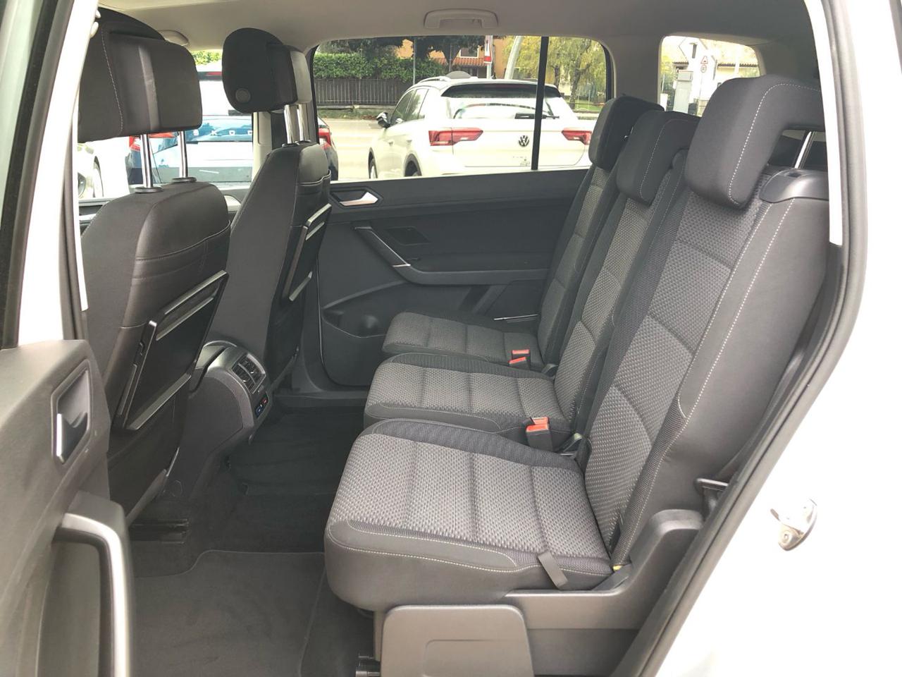 Volkswagen Touran  1.6 TDI 115 CV SCR DSG Business BlueMotion Technol