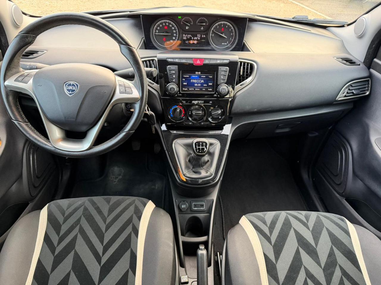 Lancia Ypsilon  1.2 69 CV 5 porte GPL Gold OK NEOPATENTATI