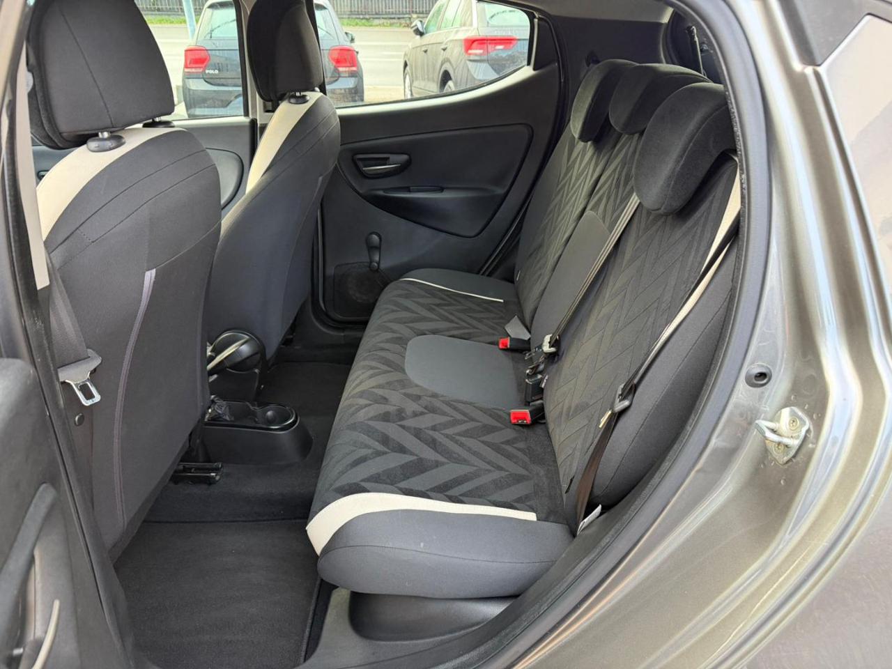 Lancia Ypsilon  1.2 69 CV 5 porte GPL Gold OK NEOPATENTATI