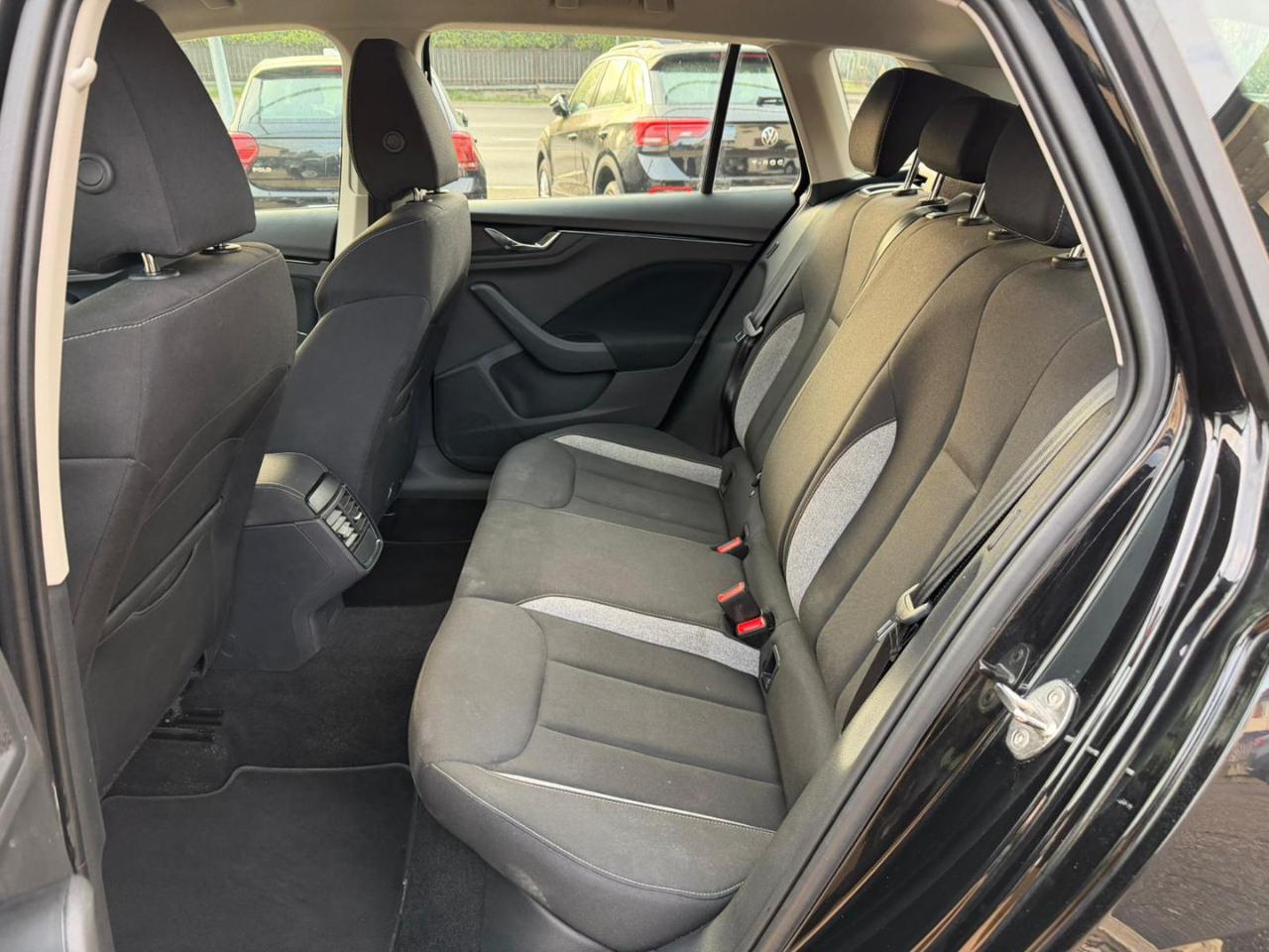 Skoda Kamiq  1.0 TSI Selection OK NEOPATENTATI