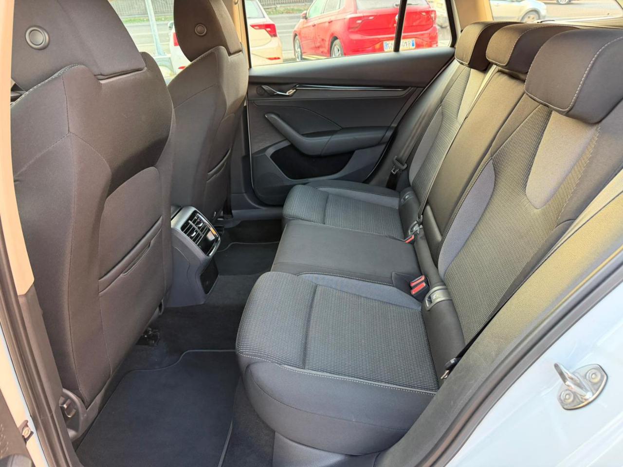 Skoda Octavia  2.0 TDI EVO SCR DSG Wagon Executive