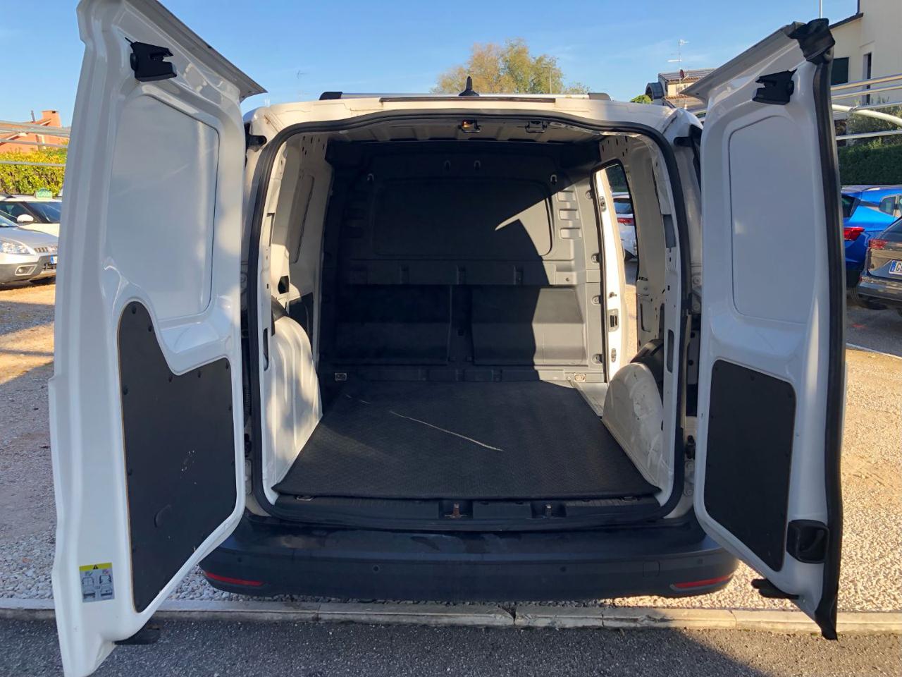 Volkswagen Caddy  2.0 TDI 102CV Furgone Business (PREZZO + IVA)