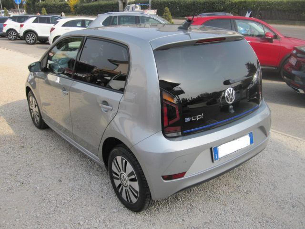Volkswagen e-up!  82 CV OK NEOPATENTATI