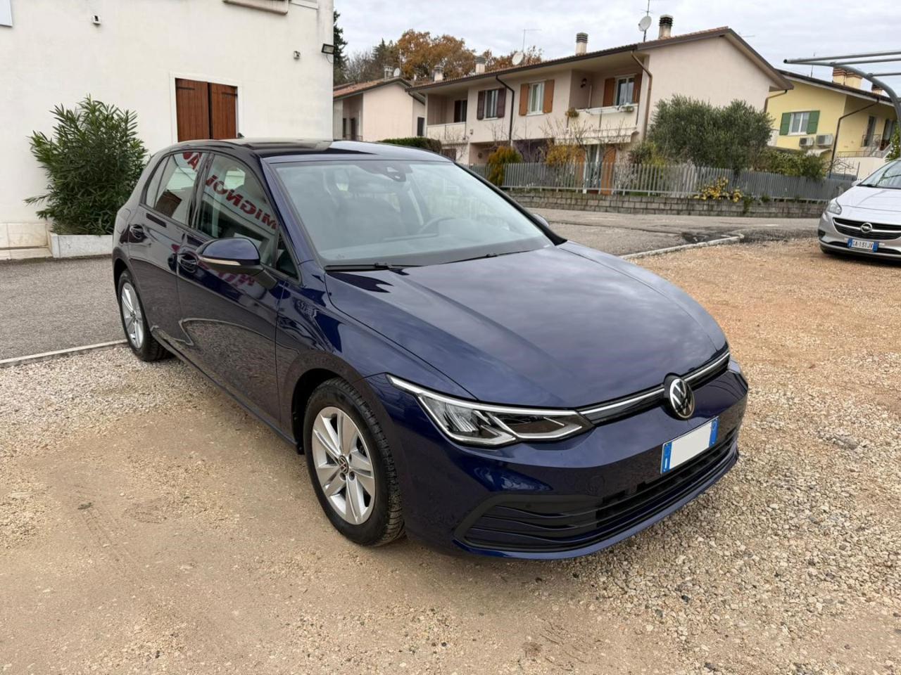 Volkswagen Golf  2.0 TDI DSG SCR Life OK NEOPATENTATI