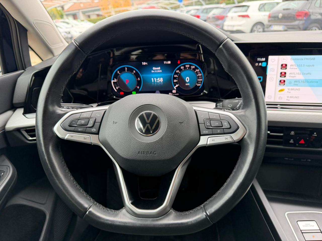 Volkswagen Golf  2.0 TDI DSG SCR Life OK NEOPATENTATI