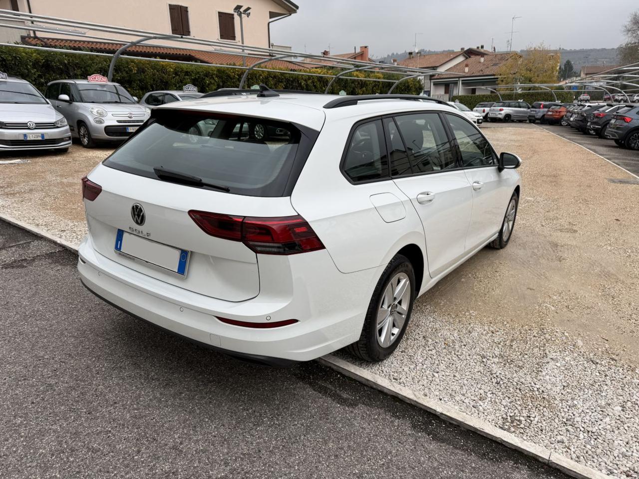 Volkswagen Golf Variant  2.0 TDI SCR DSG Life OK NEOPATENTATI