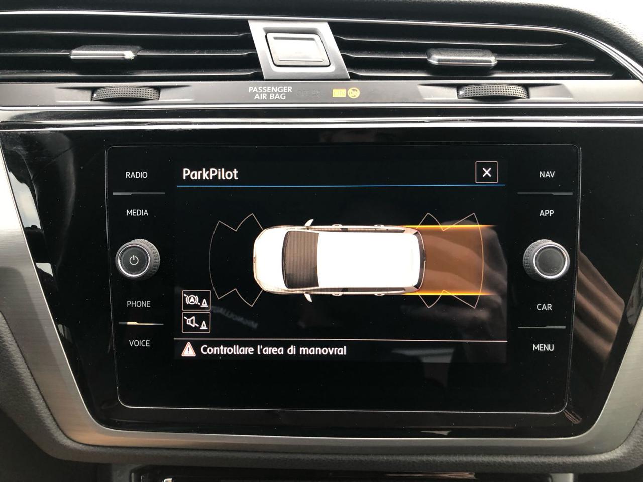 Volkswagen Touran  1.6 TDI 115 CV SCR DSG Business BlueMotion Technol