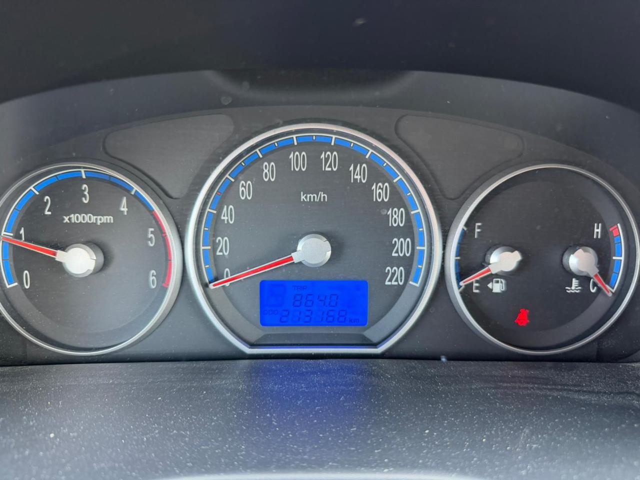 Hyundai SANTA FE  2.2 CRDi VGT – PER COMMERCIANTI – TRATTABILE