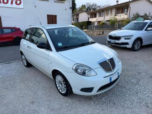 Lancia Ypsilon  1.2 69 CV Unyca – PER COMMERCIANTI – TRATTABILE