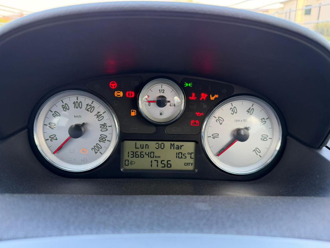 Lancia Ypsilon  1.2 69 CV Unyca – PER COMMERCIANTI – TRATTABILE