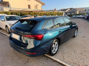 Skoda Octavia 2.0 TDI EVO SCR DSG Wagon Executive OK NEOP.