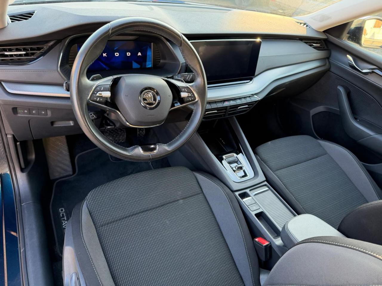 Skoda Octavia  2.0 TDI EVO SCR DSG Wagon Executive OK NEOP.