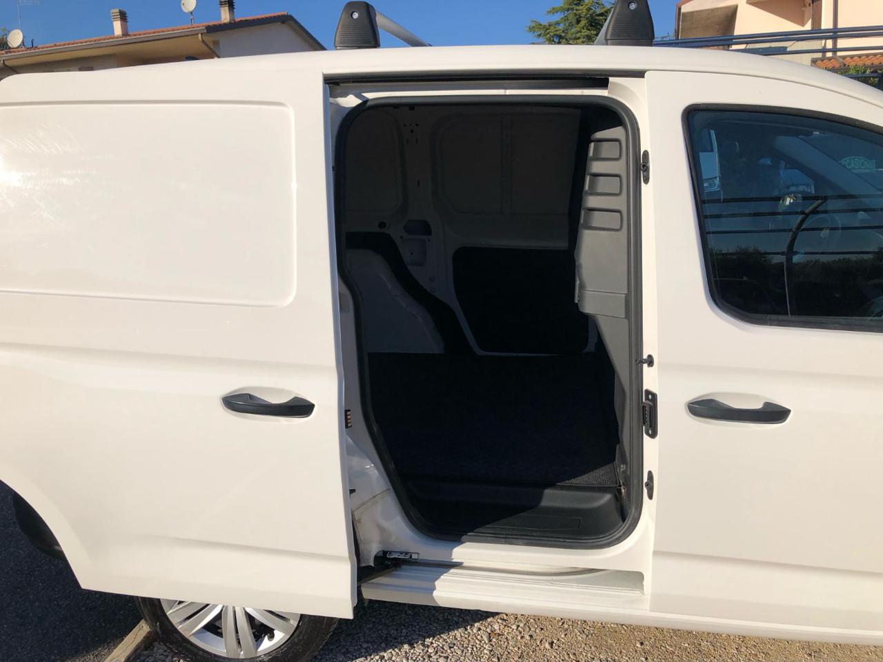 Volkswagen Caddy  2.0 TDI 102CV Furgone Business (PREZZO + IVA)