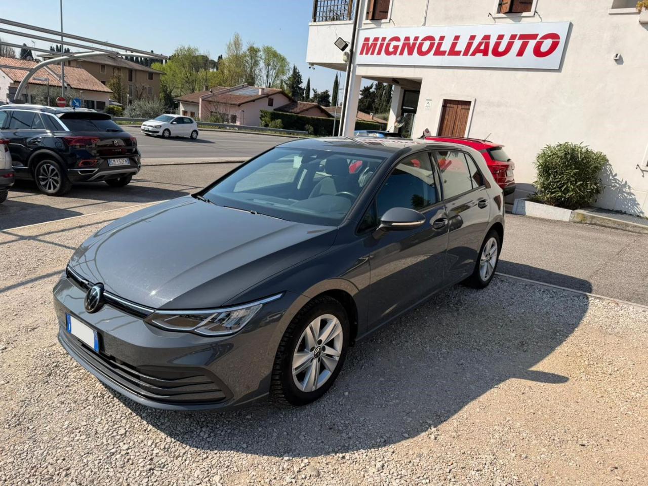 Volkswagen Golf  1.0 eTSI EVO DSG Life OK NEOPATENTATI