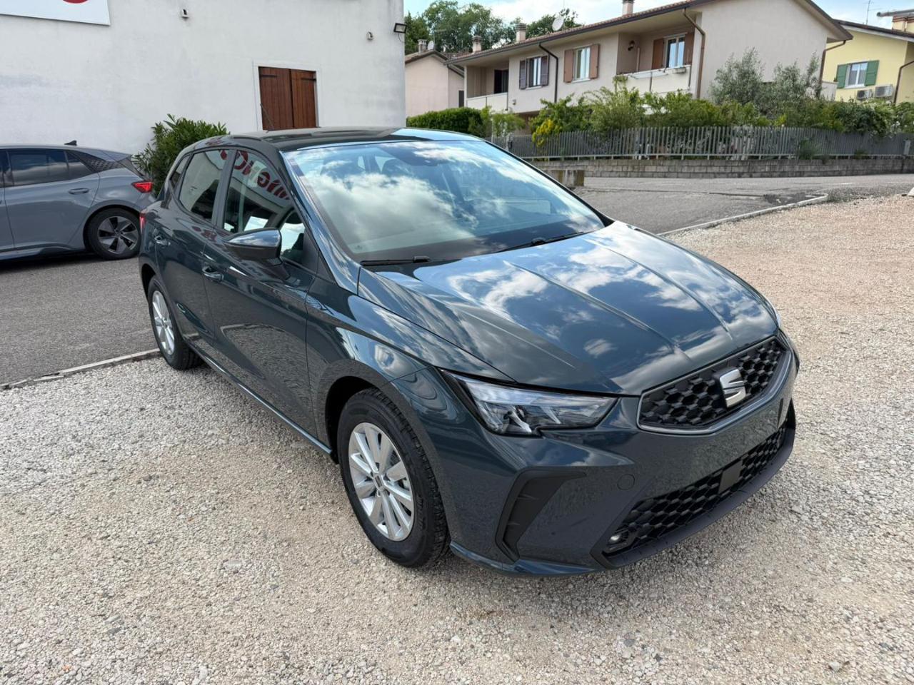 SEAT Ibiza  1.0 MPI 5 porte OK NEOPATENTATI