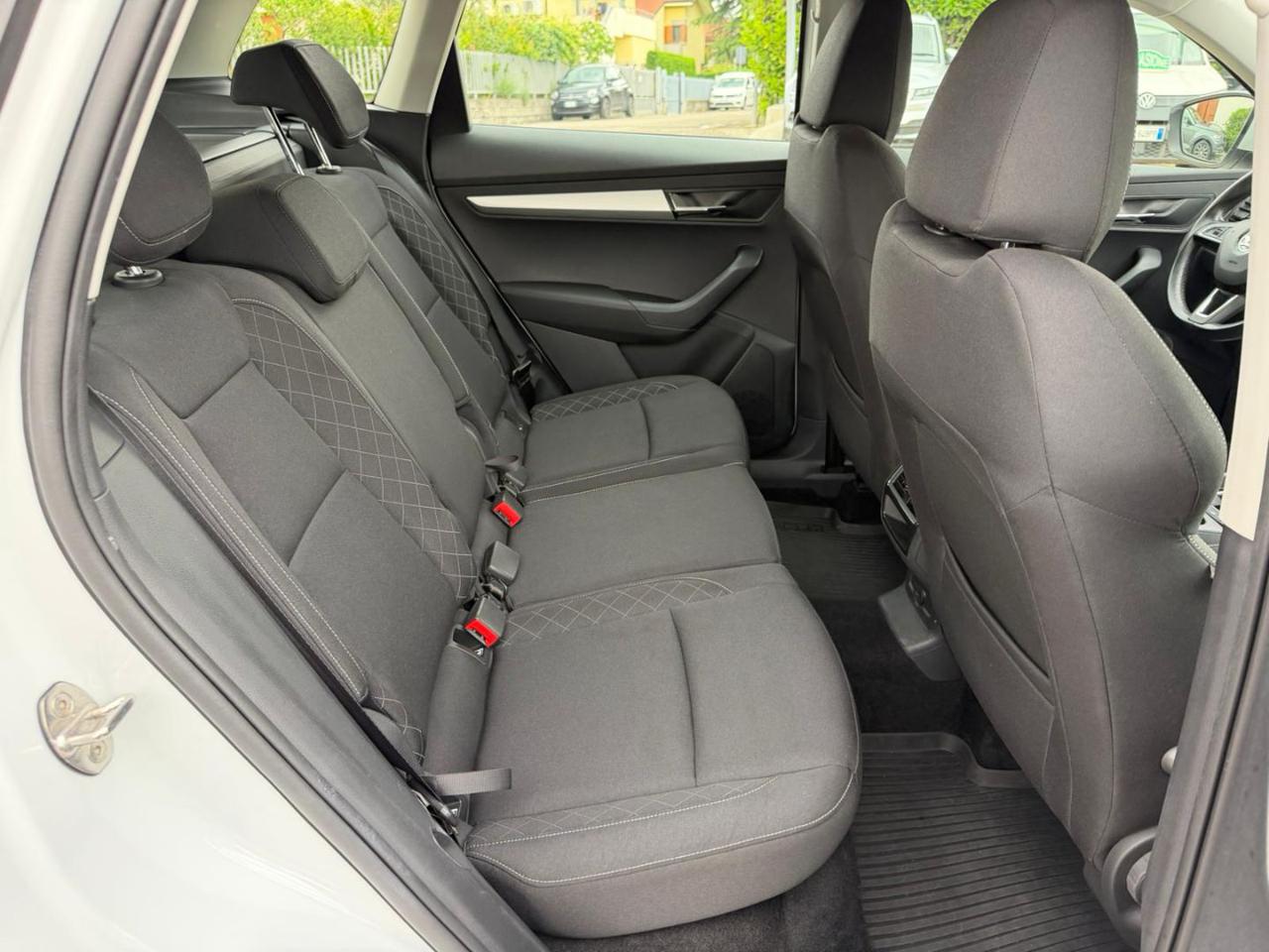 Skoda Karoq  1.6 TDI SCR DSG Ambition OK NEOPATENTATI