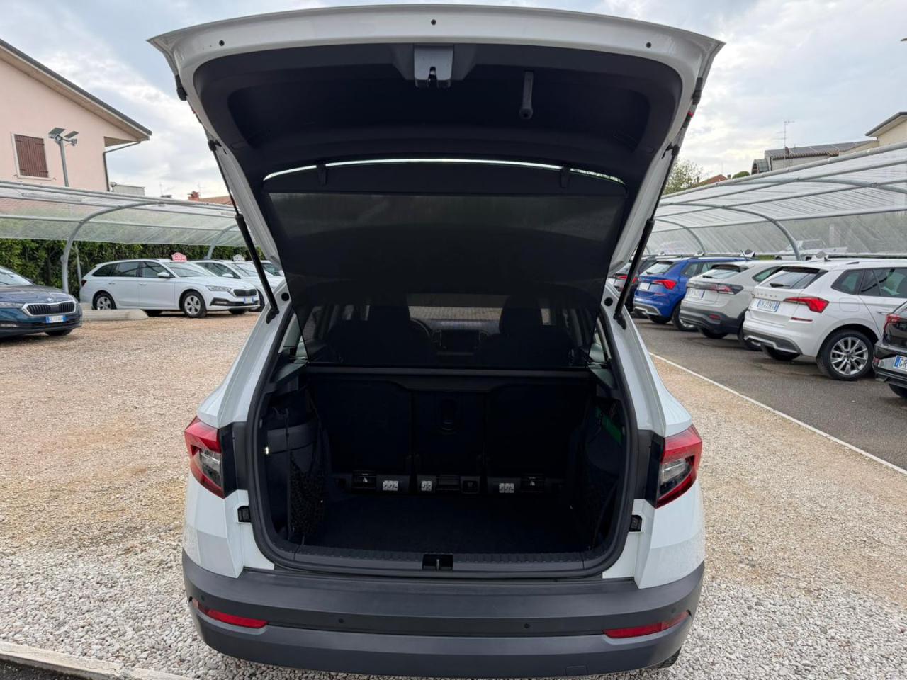 Skoda Karoq  1.6 TDI SCR DSG Ambition OK NEOPATENTATI