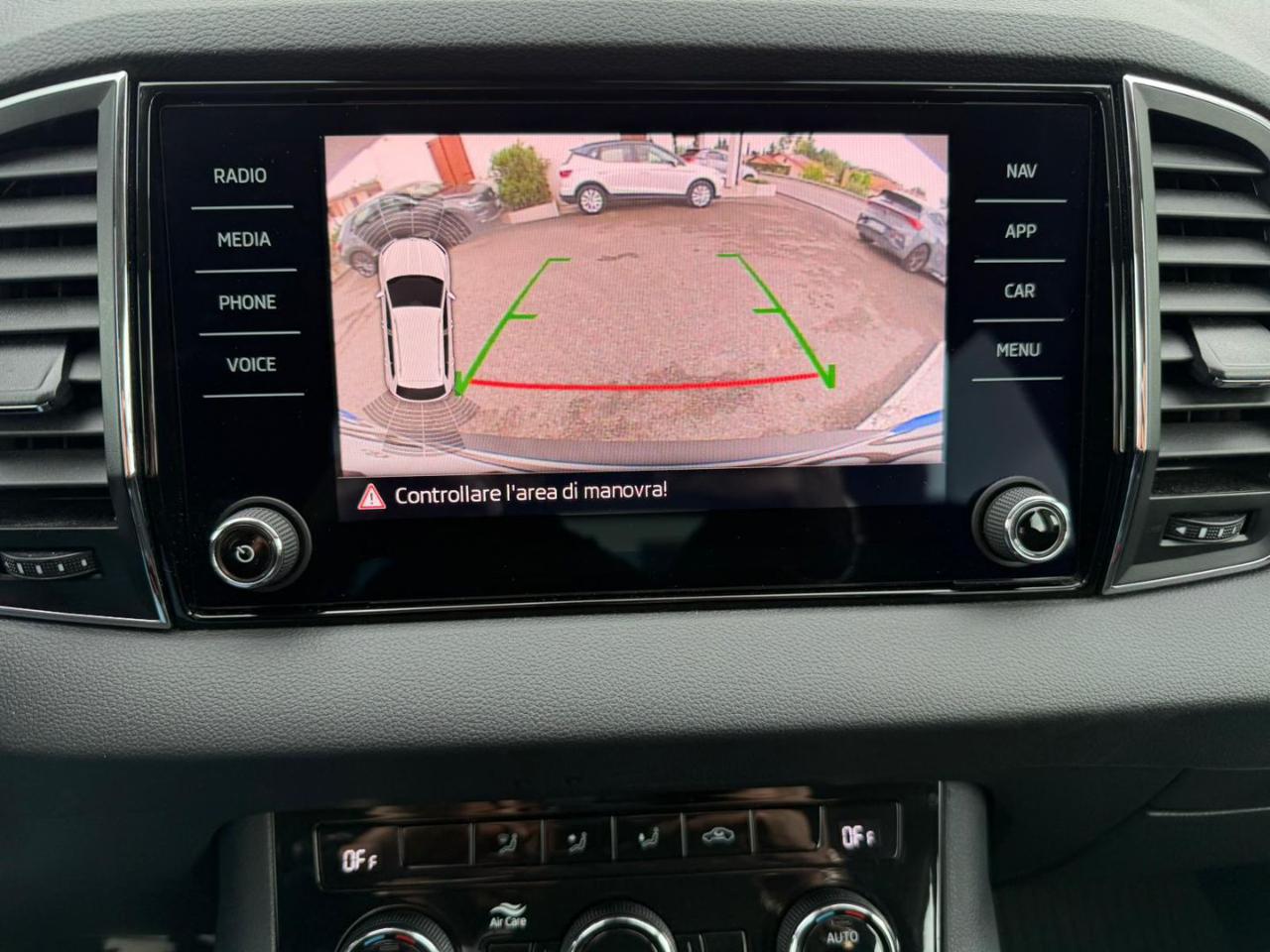 Skoda Karoq  1.6 TDI SCR DSG Ambition OK NEOPATENTATI
