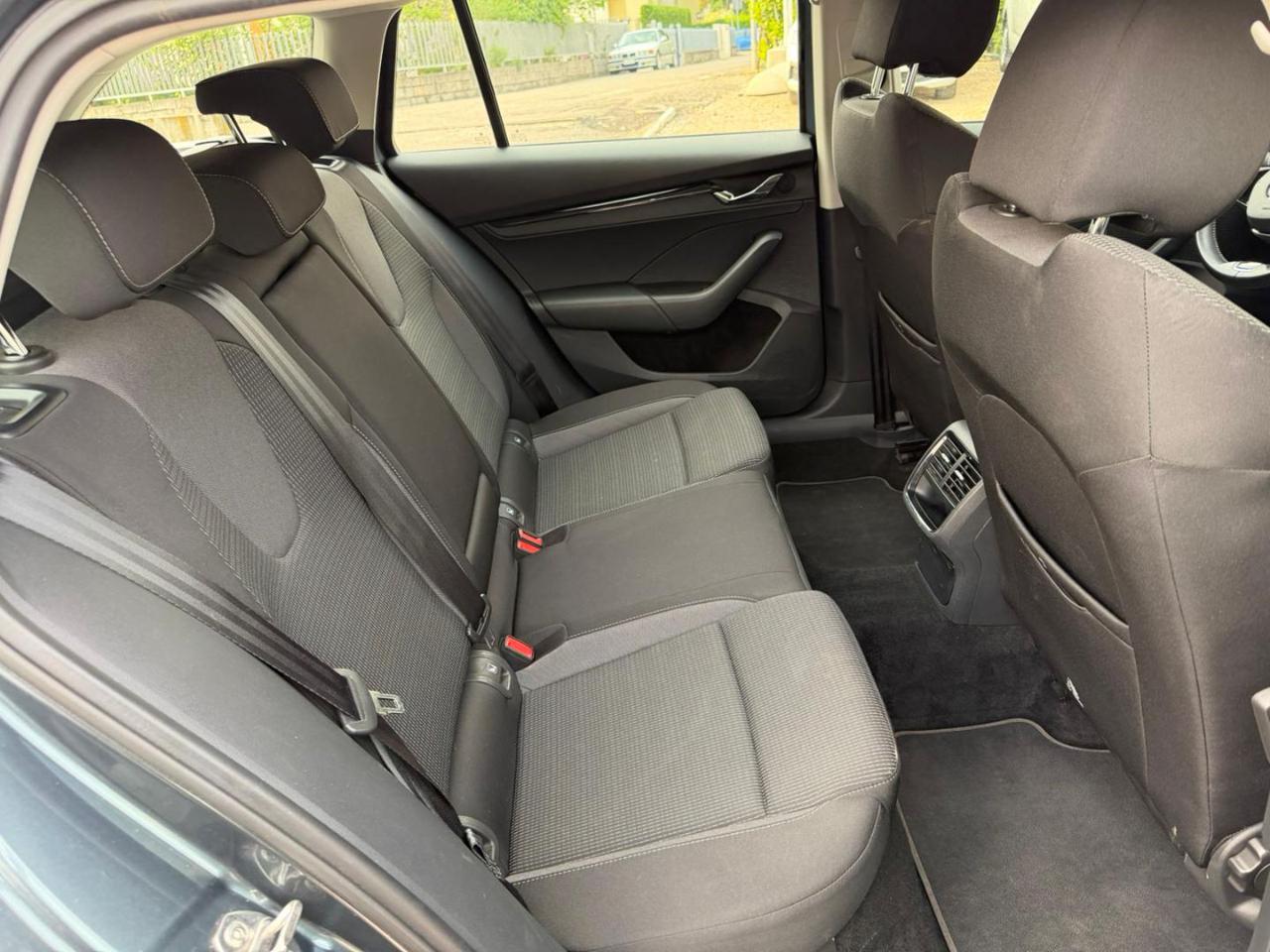 Skoda Octavia  2.0 TDI EVO SCR 150 CV DSG Wagon Executive