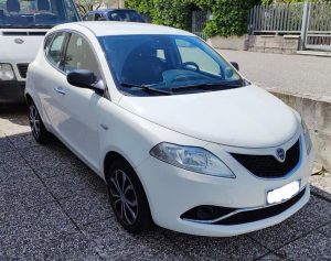 Lancia Ypsilon 1.2 69 CV 5 porte GPL Ecochic Silver