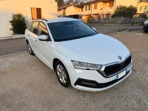 Skoda Octavia 2.0 TDI EVO SCR DSG Wagon Executive