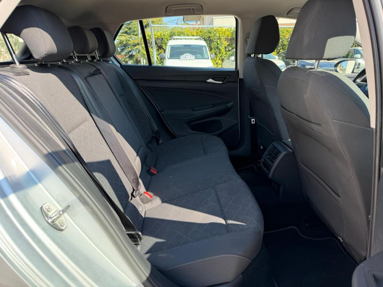 Volkswagen Golf  1.0 eTSI EVO DSG Life OK NEOPATENTATI